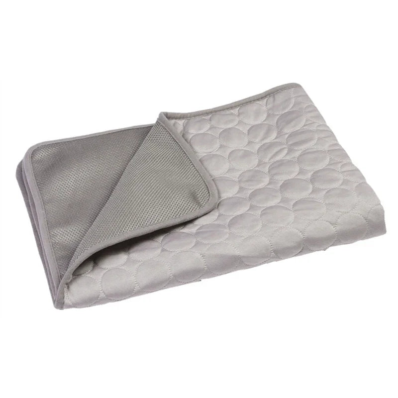 Tapis rafraîchissant d'été pour chat et chien — maille respirante, couchage confortable
