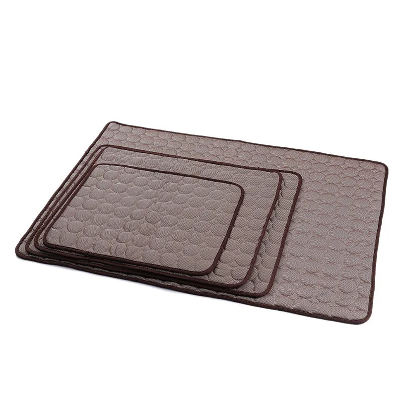 Tapis rafraîchissant d'été pour chat et chien — maille respirante, couchage confortable