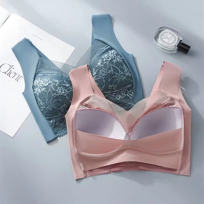 Brassière en soie glacée à dentelle